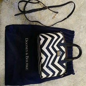 Dooney & Bourke bag